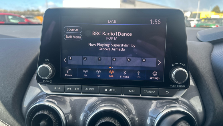 Nissan Juke 1.0 DiG-T 114 N-Connecta 5dr Petrol Hatchback